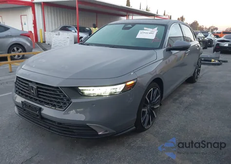 2025 Honda Accord Hybrid Touring from USA, damaged, VIN 1HGCY2F89SA056998